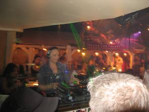 IMG_3814 DJ Tatana im Beach Club Hinwil